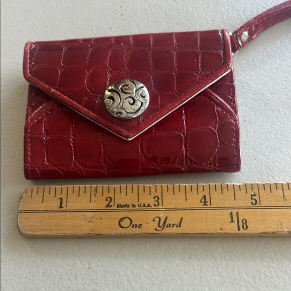 Brighton Red Patent Croc Embossed Wristlet Credit Card Holder Wallet Mini Phone - Picture 5 of 9